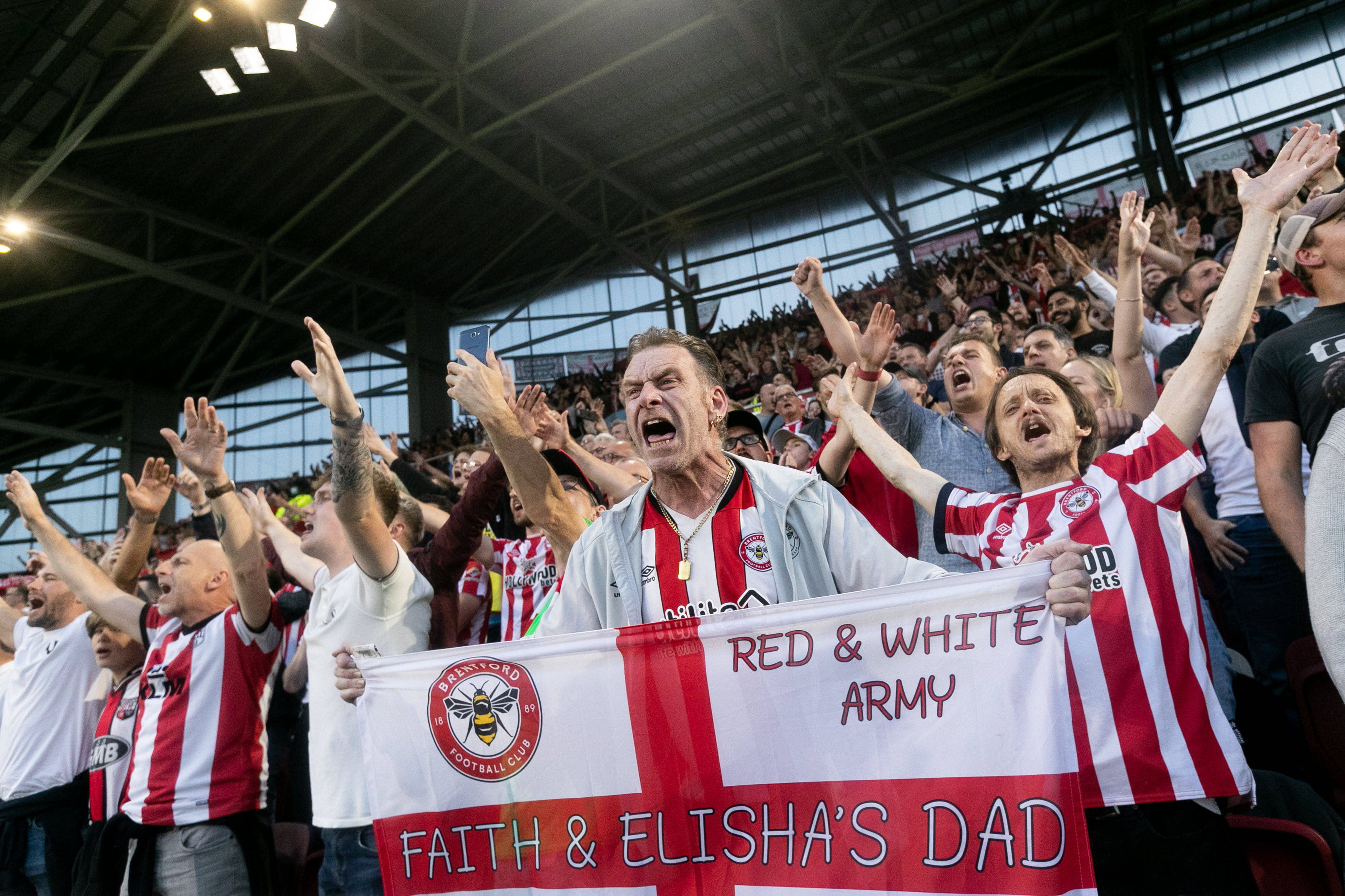 华盛顿奇才清晨单刀错失；志在英超名次提升；气氛紧张；赛季目标并未改变的简单介绍